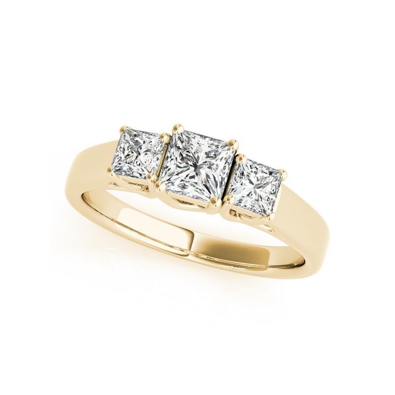 Taglio princess Anello classico con diamante Princess a tre pietre certificato GIA da 1.5 carati in vendita