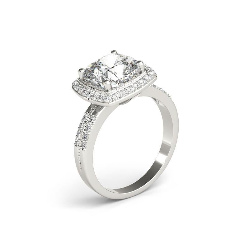 Donna Anello con diamante aureolato quadrato rialzato da 1,5 carati in oro bianco certificato GIA in vendita