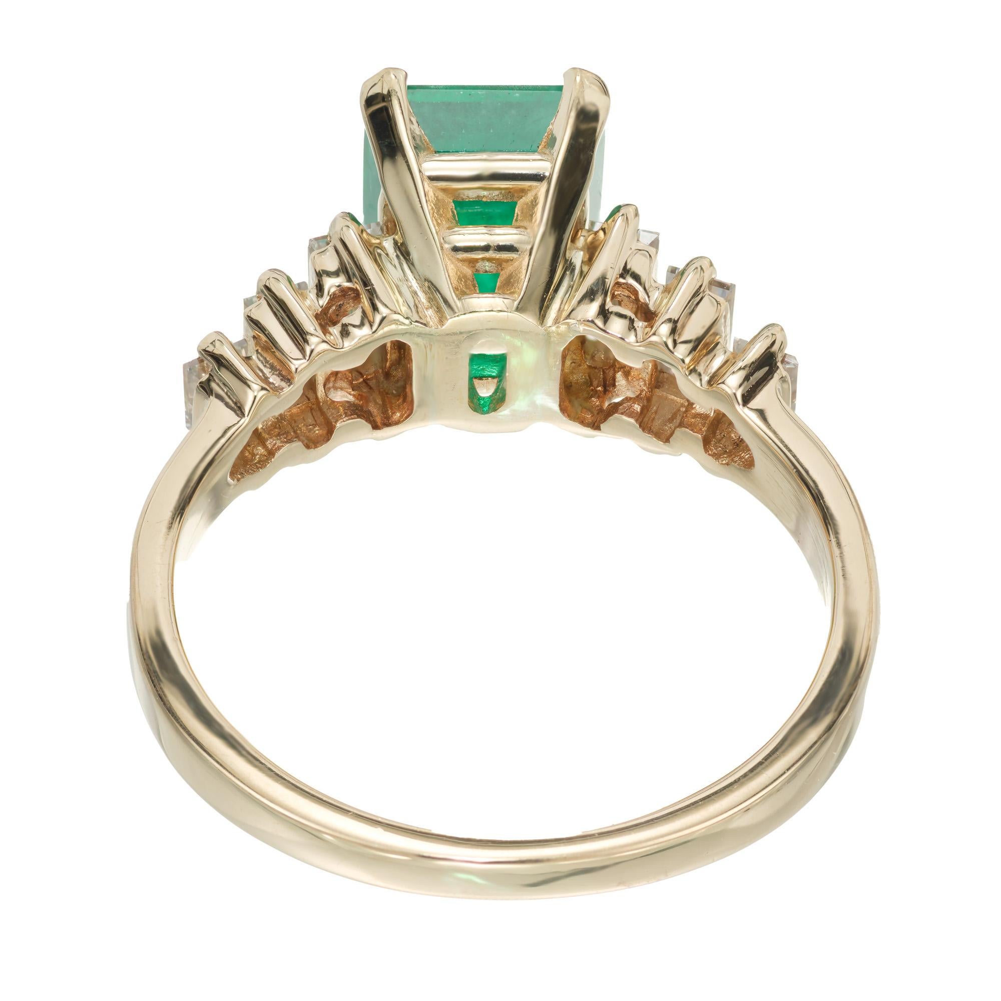 GIA Certified 1.50 Carat Emerald Diamond Yellow Gold Engagement Ring In Good Condition For Sale In Stamford, CT