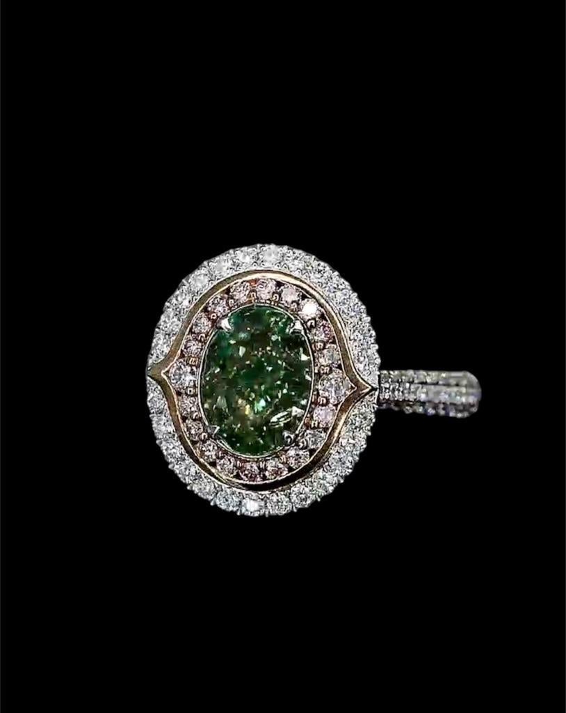 GIA Certified 1.50 Carat Fancy Greenish Yellow Diamond Ring SI1 Clarity For Sale 3