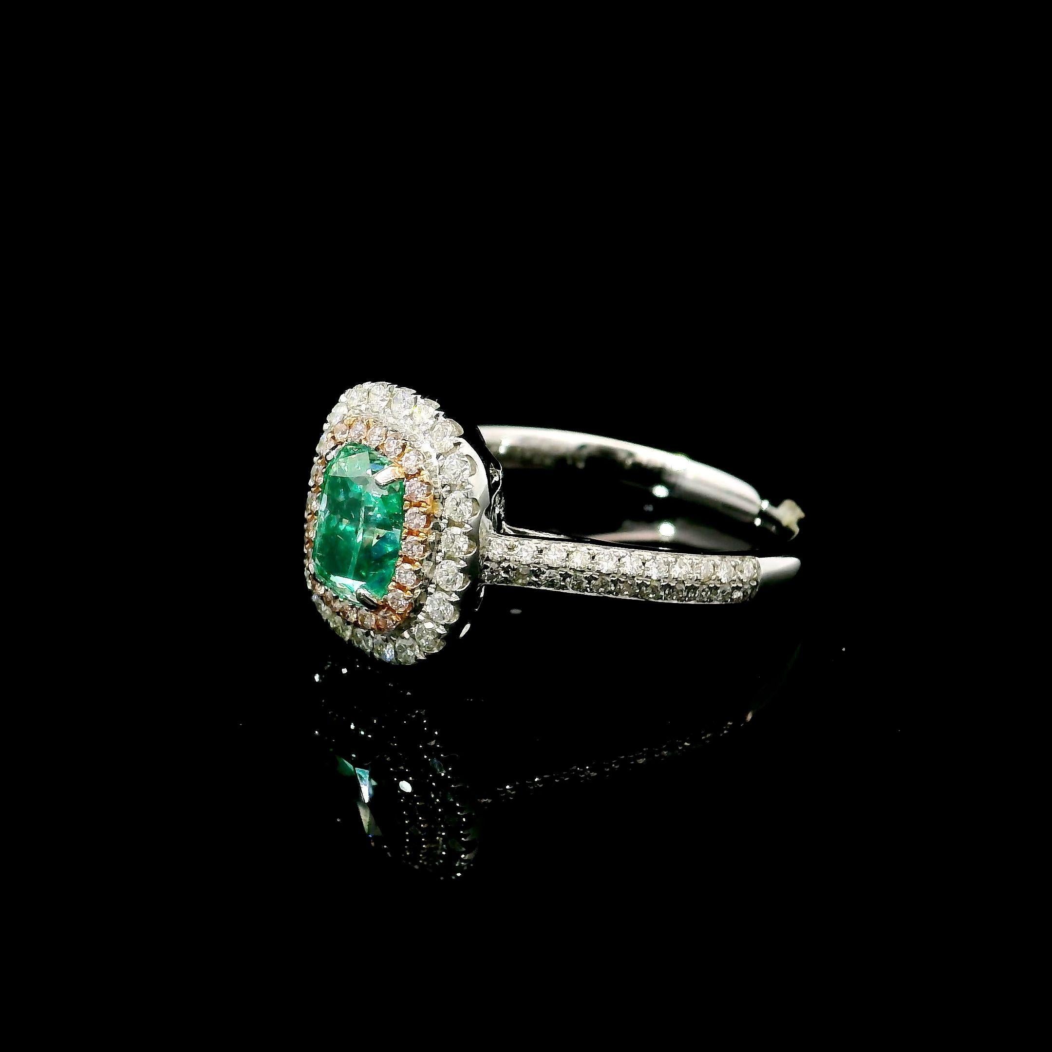 GIA Certified 1.50 Carat Fancy Greenish Yellow SI1 Clarity Diamond Ring In New Condition For Sale In บางรัก, TH