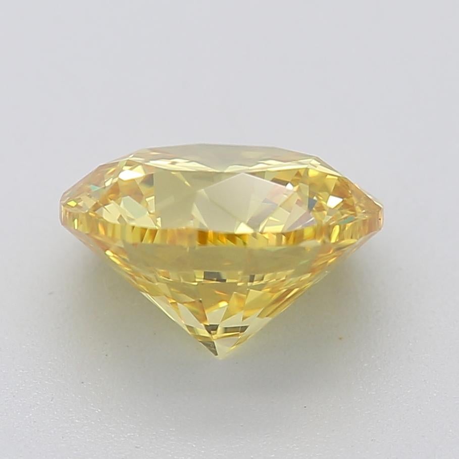 GIA Certified 1.50 Carat Fancy Vivid Yellow VS1 Clarity Diamond In New Condition For Sale In บางรัก, TH