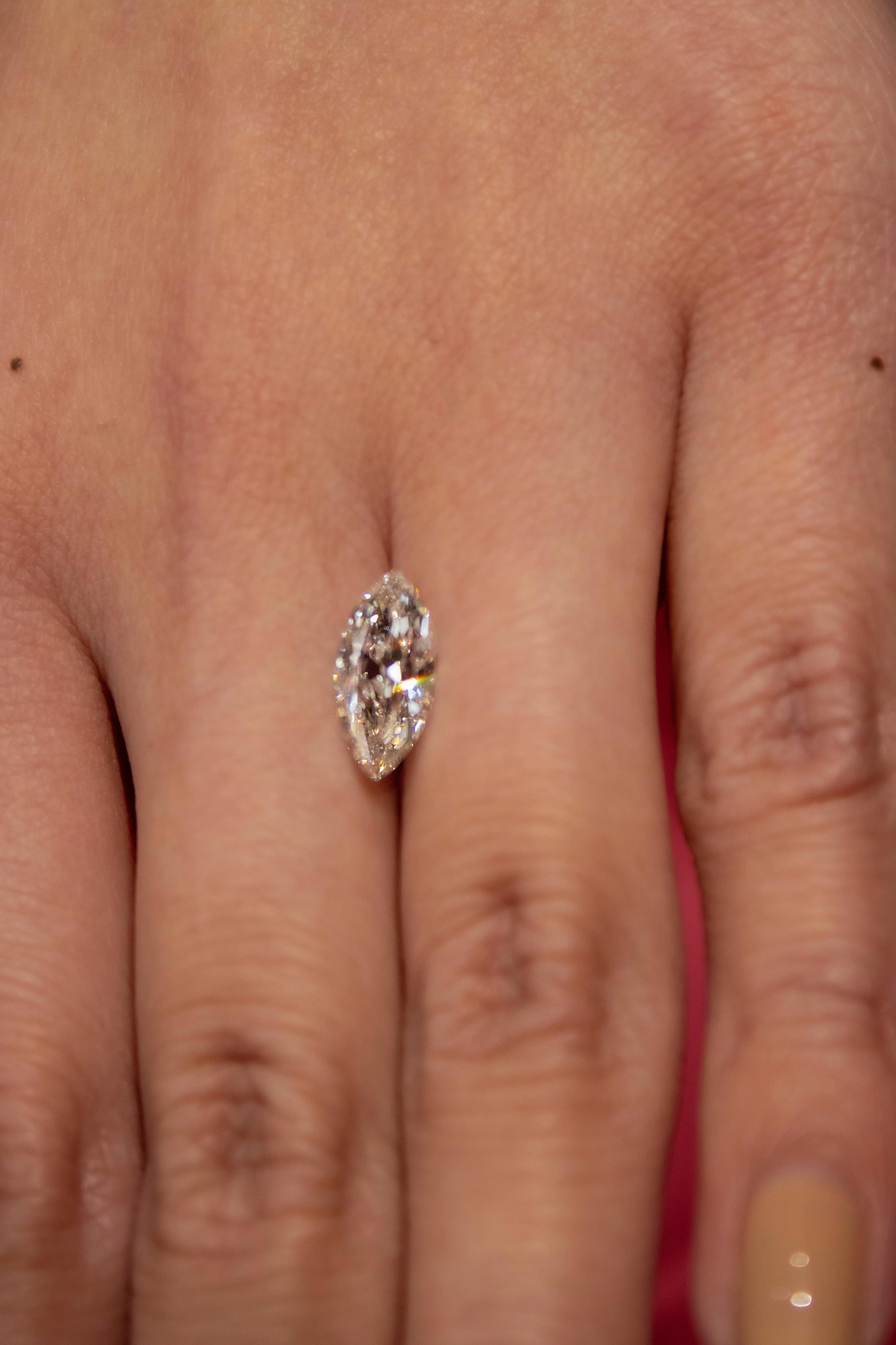 GIA-zertifizierter 1,50 Karat Marquise-Diamant Loser Stein für Damen oder Herren im Angebot