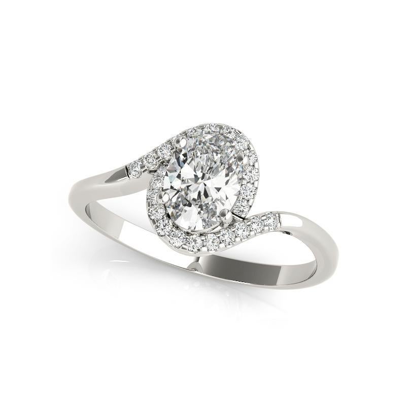Taglio ovale Anello con diamante aureolato ovale con gambo bypass curvo certificato GIA da 1.50 carati in vendita