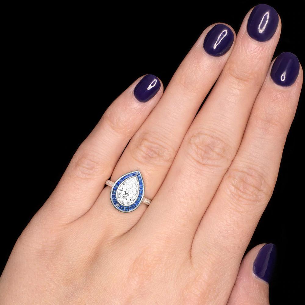 GIA-zertifizierter 1,50 Karat Blauer Saphir Halo-Ring mit Diamant im Birnenschliff (Tropfenschliff)