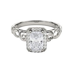 Bague de diamant en platine certifiée GIA de 1,50 carat Radiant Halo Ribbon Cathedral