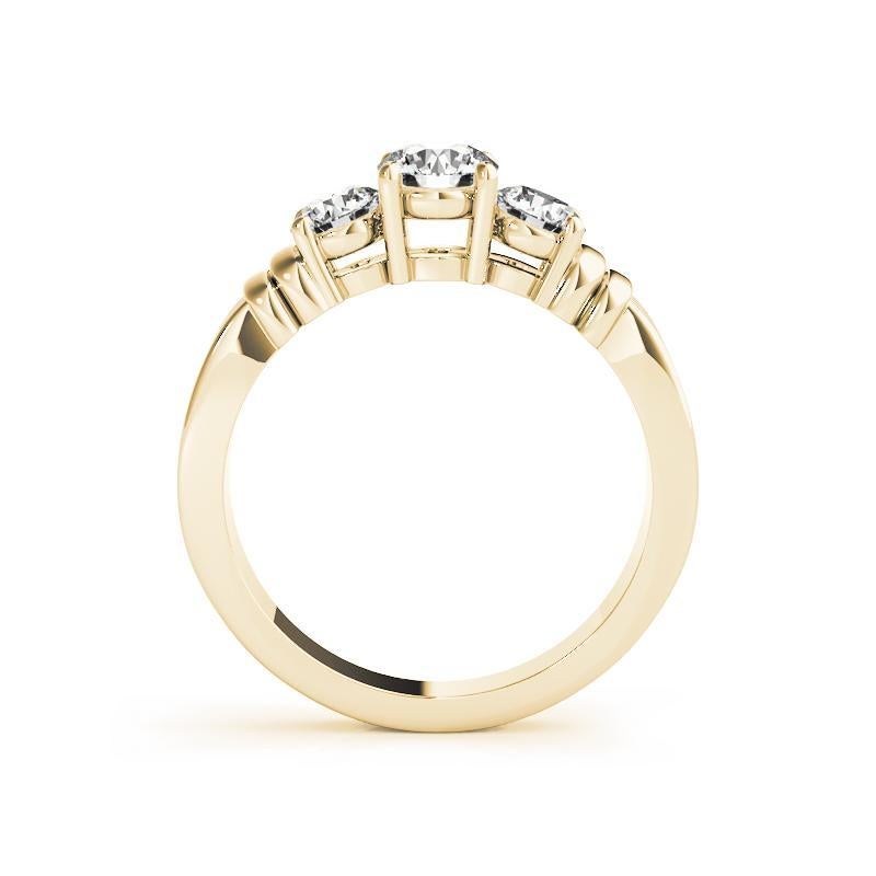 GIA Certified 1.50 Carati Round Three-Stone Ribbed Band Diamond Ring In condizioni Nuovo in vendita a New York, NY