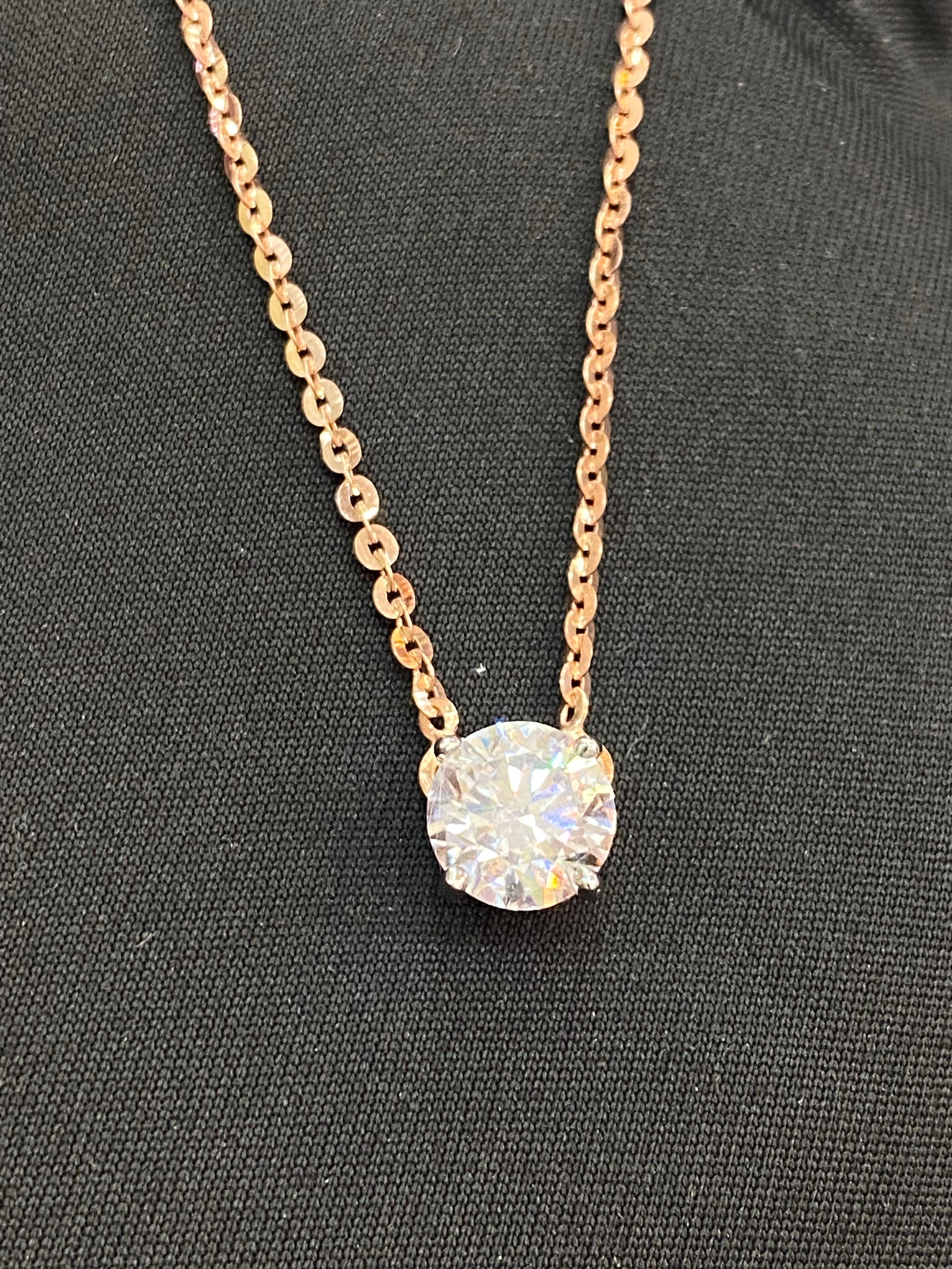 Round Cut GIA Certified 1.50 Carats F/VS1 Round Brilliant Diamond Necklace 18K Rose Gold For Sale