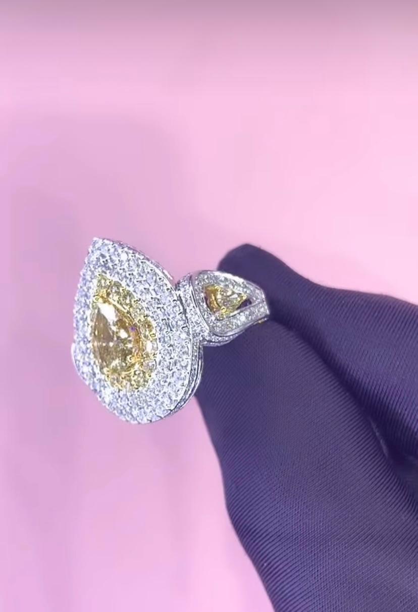 Bague en or 18 carats avec diamant jaune brunâtre de 1,50 carat certifié GIA en vente 2