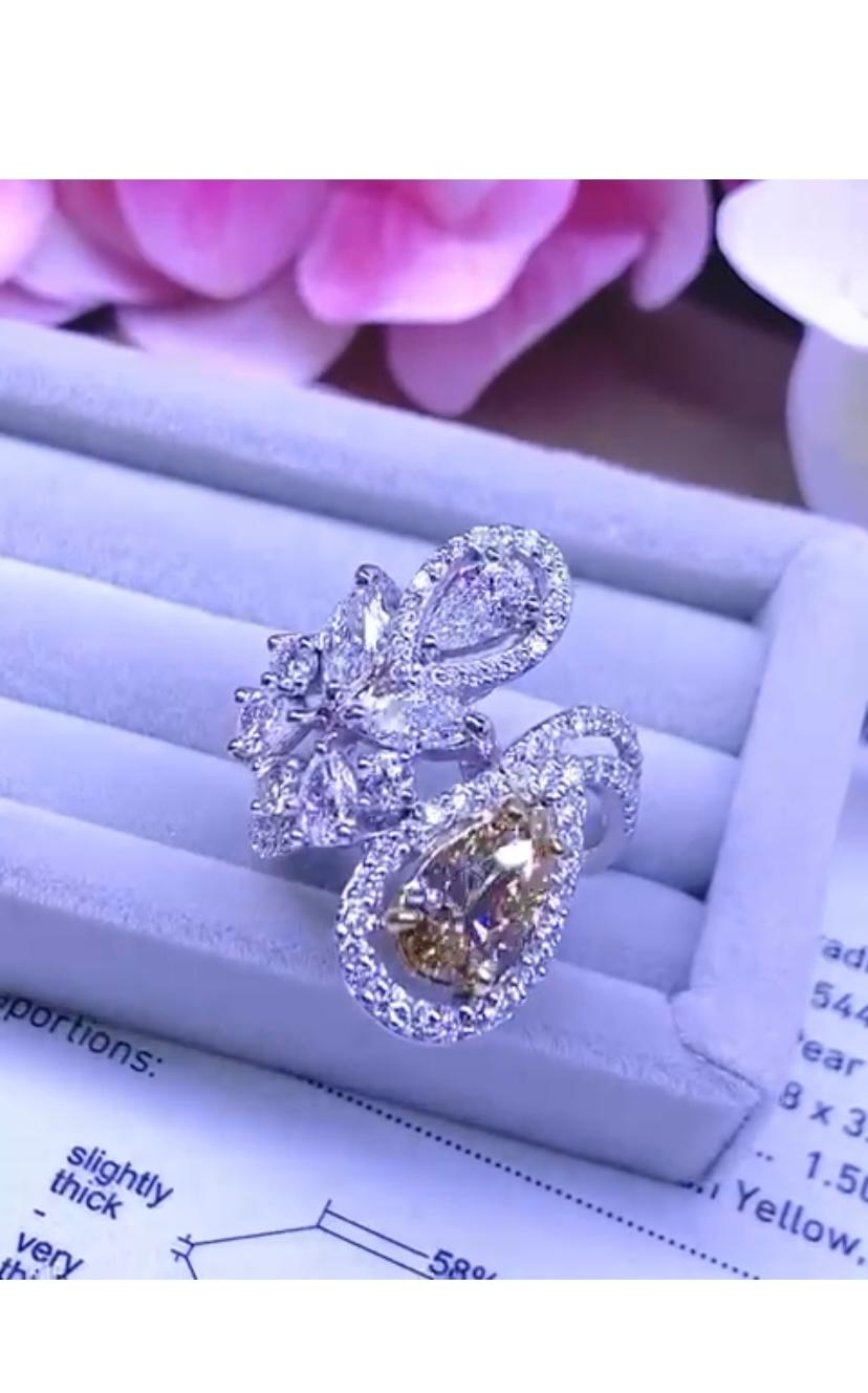 1,50 ct de jaune fantaisie certifié GIA  Brunâtre  Bague en or 18K avec 2,89 ct de diamants en vente 2