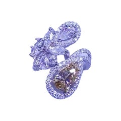 Certificato GIA 1.50 Ct Giallo Fantasia  Marroncino  Anello con 2,89 carati di diamanti in oro 18 carati