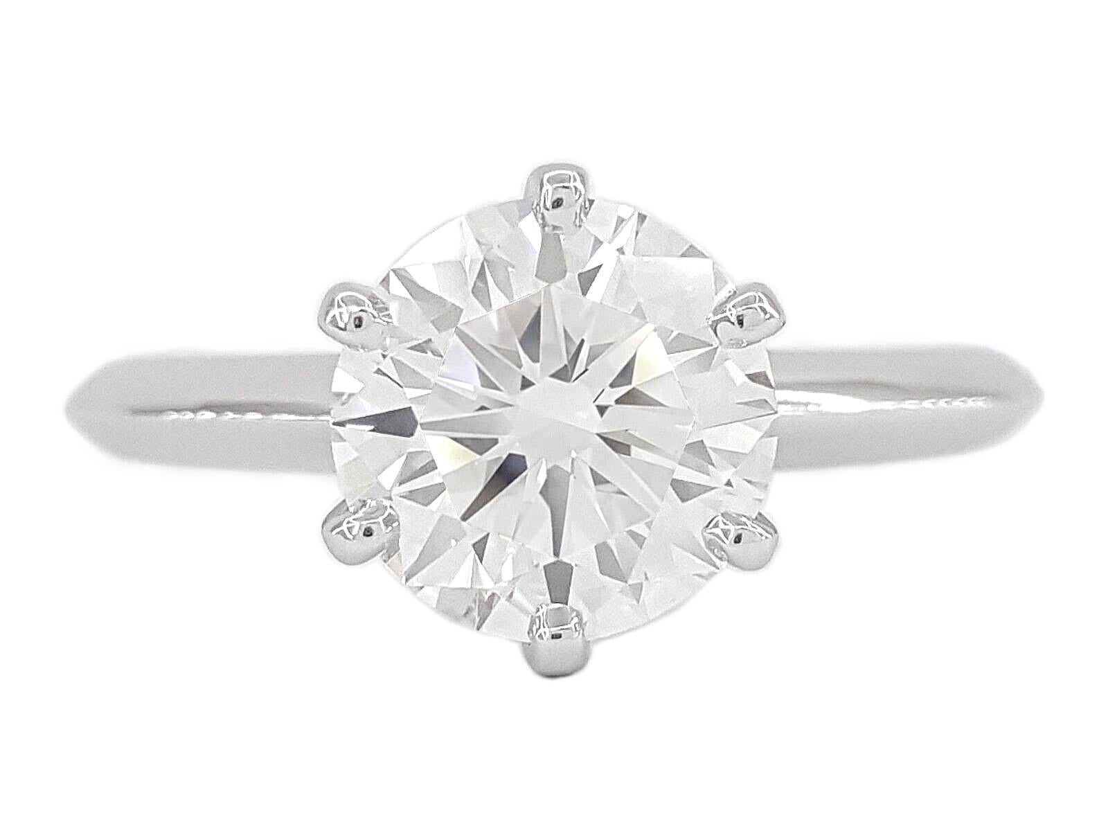 GIA-zertifizierter 1,50 Karat Diamantring mit rundem Brillantschliff (Zeitgenössisch) im Angebot