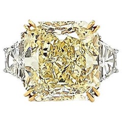 Louis Newman 7 Co GIA Certified 15.06 Carat Fancy Yellow Three-Stone Ring