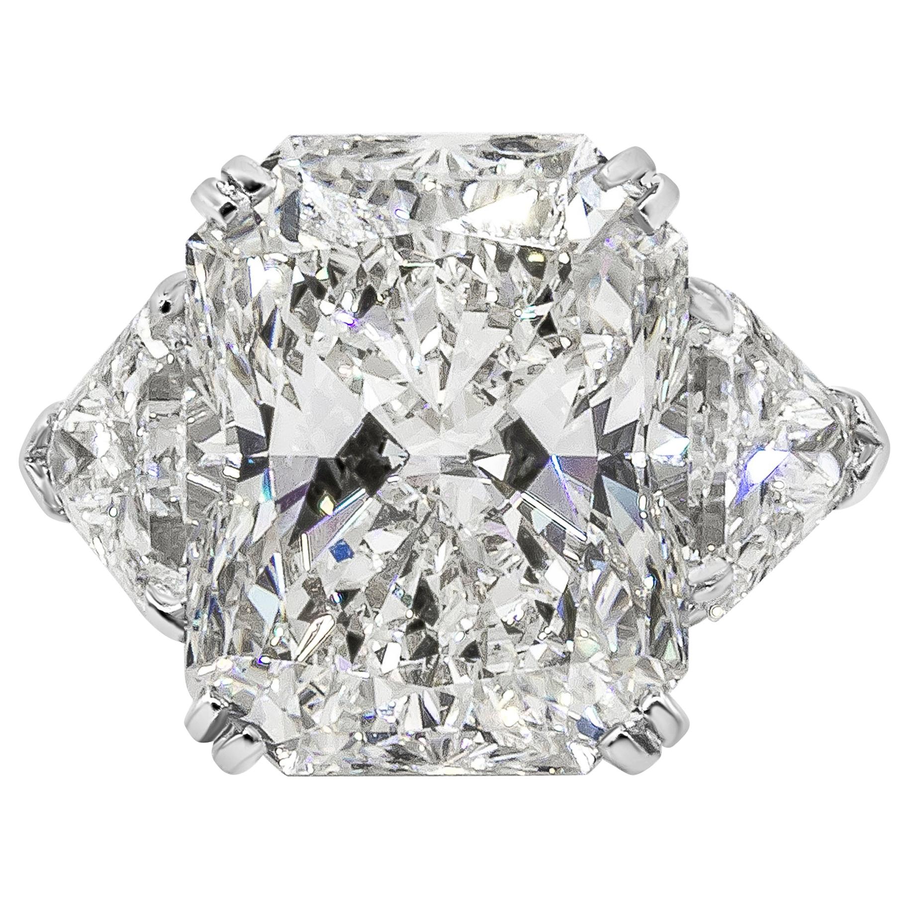 Bague de fianailles  trois pierres en diamant taille radiant de 15,09 carats certifi GIA