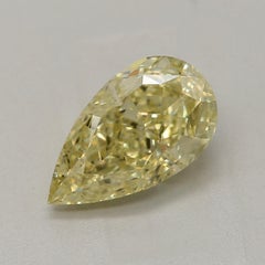 Diamante certificato GIA da 1,50 carati, colore “Fancy Light Brownish Greenish Yellow”, purezza VS2