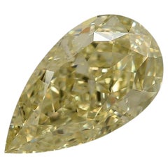 Diamante certificato GIA da 1,50 carati, colore “Fancy Light Brownish Greenish Yellow”, purezza VS2
