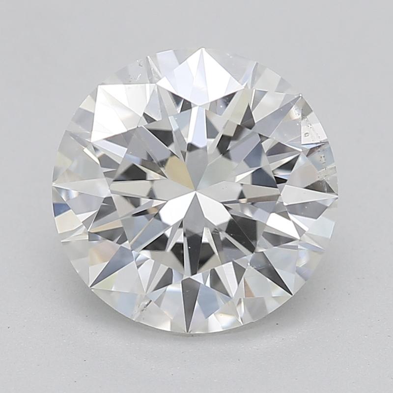 Fabriquée à la main à New York, cette superbe bague en diamant est ornée d'une captivante pierre centrale ronde de 1,51 mm, qui rayonne d'éclat grâce à ses cotes H et SI1. Fabriquée avec une attention méticuleuse aux détails dans un platine luxueux,