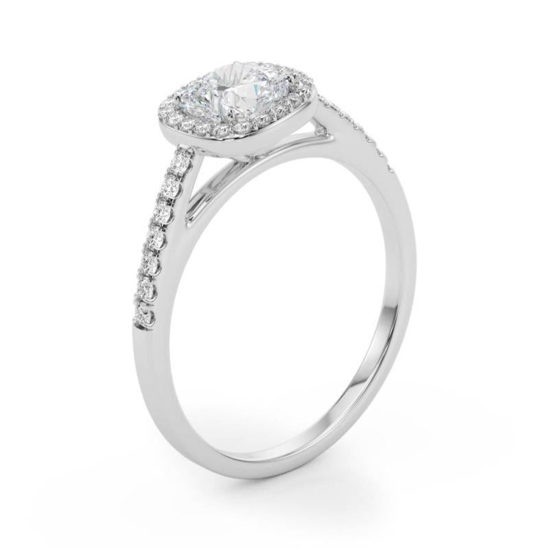 GIA Certificato 1,51 Carati Cuscino Halo Pave  Anello con diamante in vendita 1