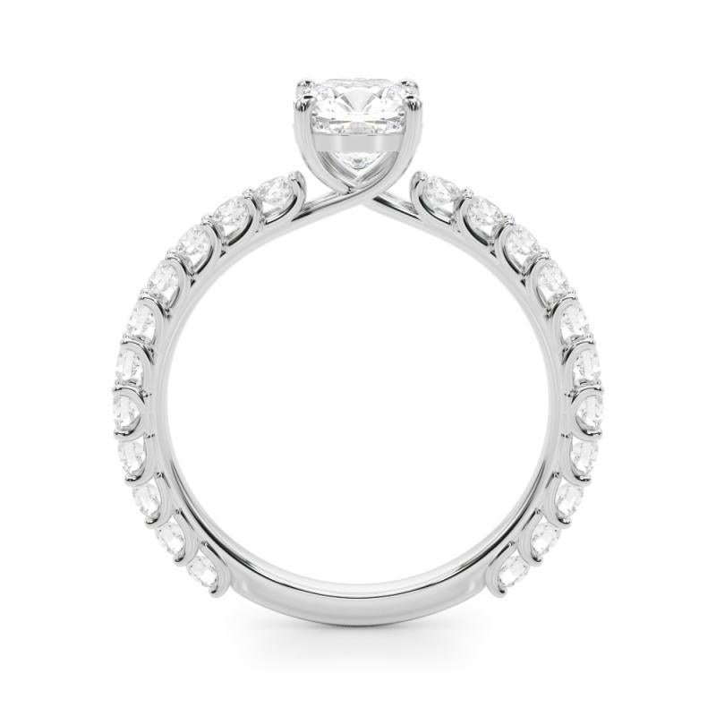Taille coussin Bague d'éternité en platine certifiée GIA de 1,51 carat en forme de coussin en vente