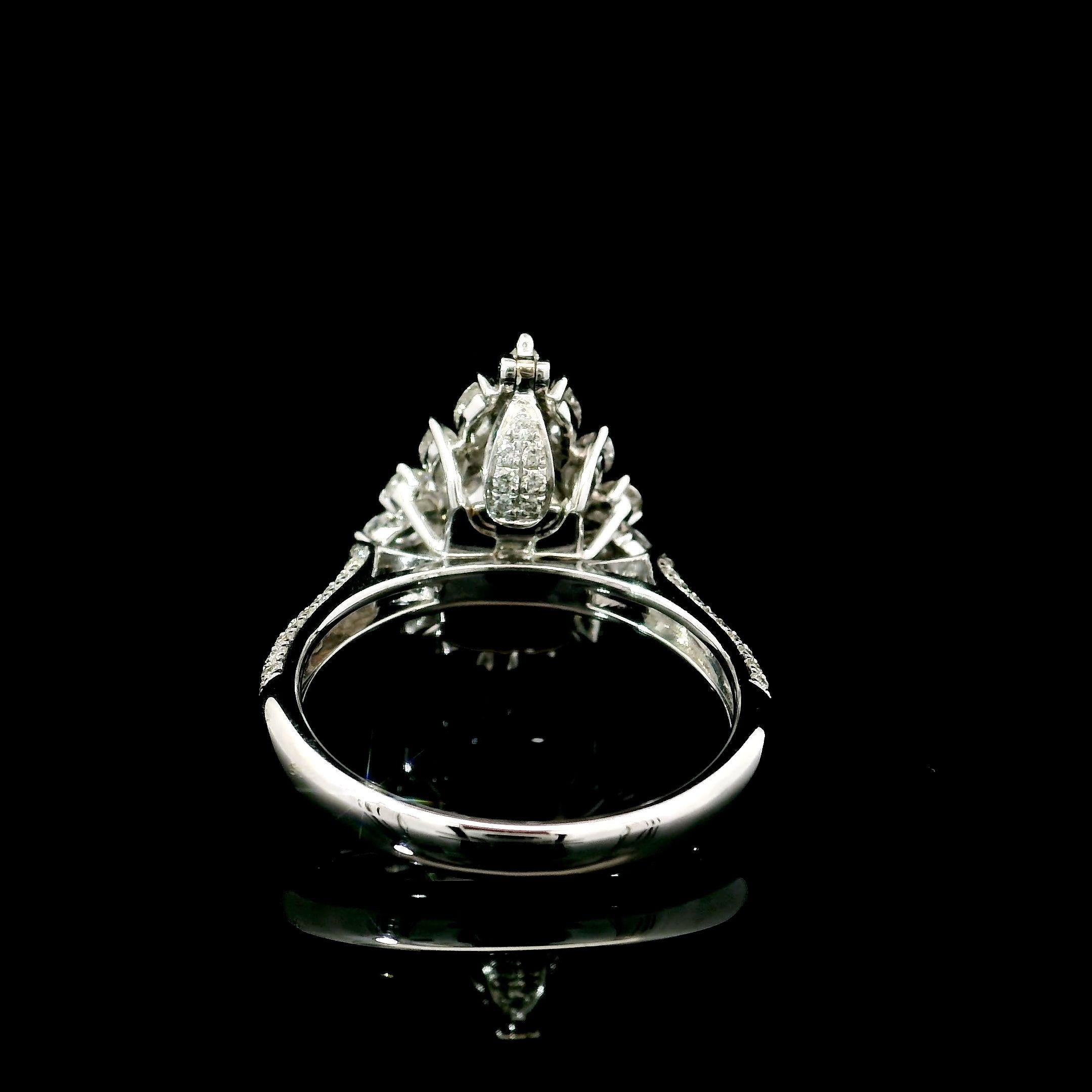 Women's or Men's GIA Certified 1.51 Carat Faint Yellow Green SI2 Clarity Diamond Ring For Sale
