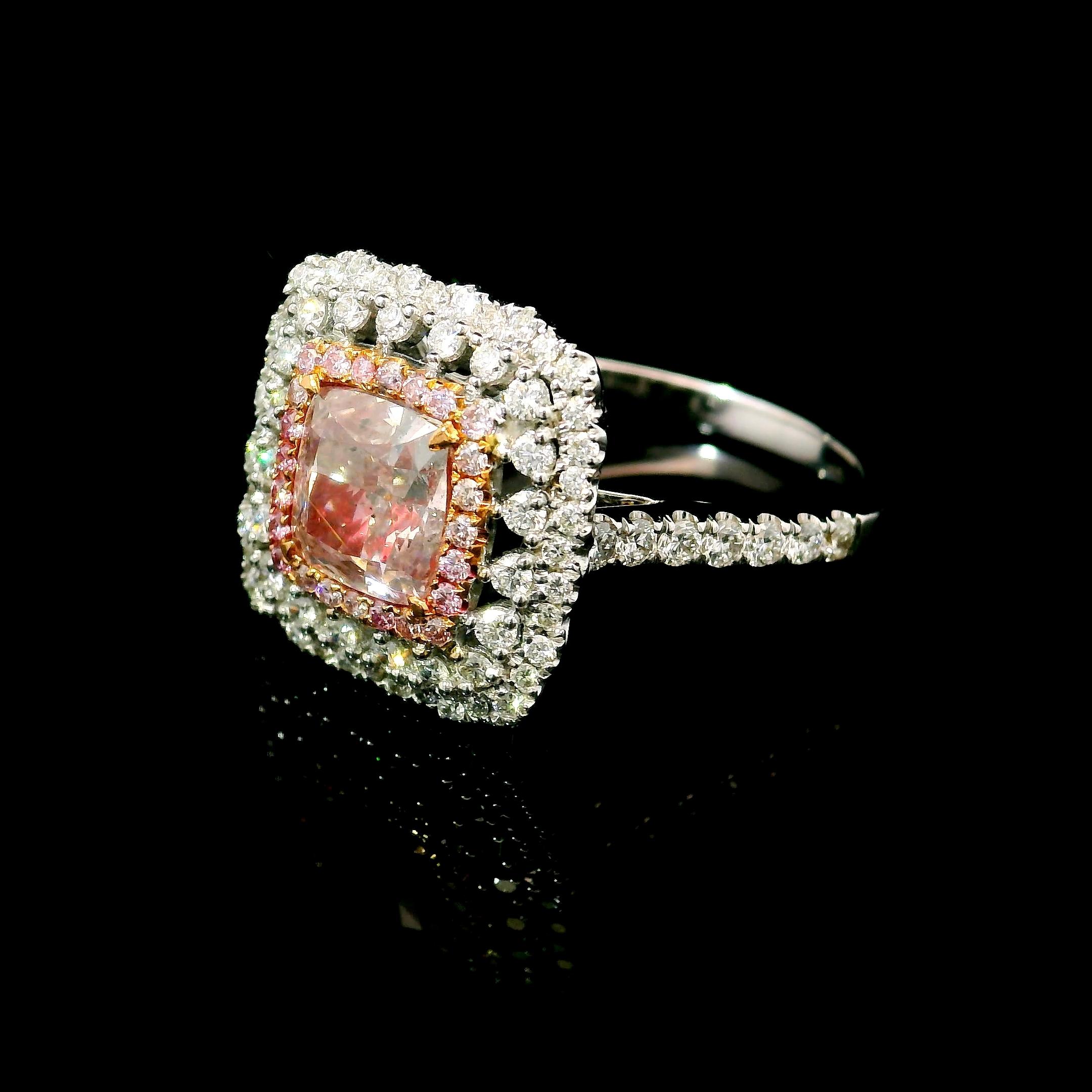 Anello con diamante certificato GIA da 1,51 carati Fancy Light Brownish Pink con purezza I1 In condizioni Nuovo in vendita a บางรัก, TH