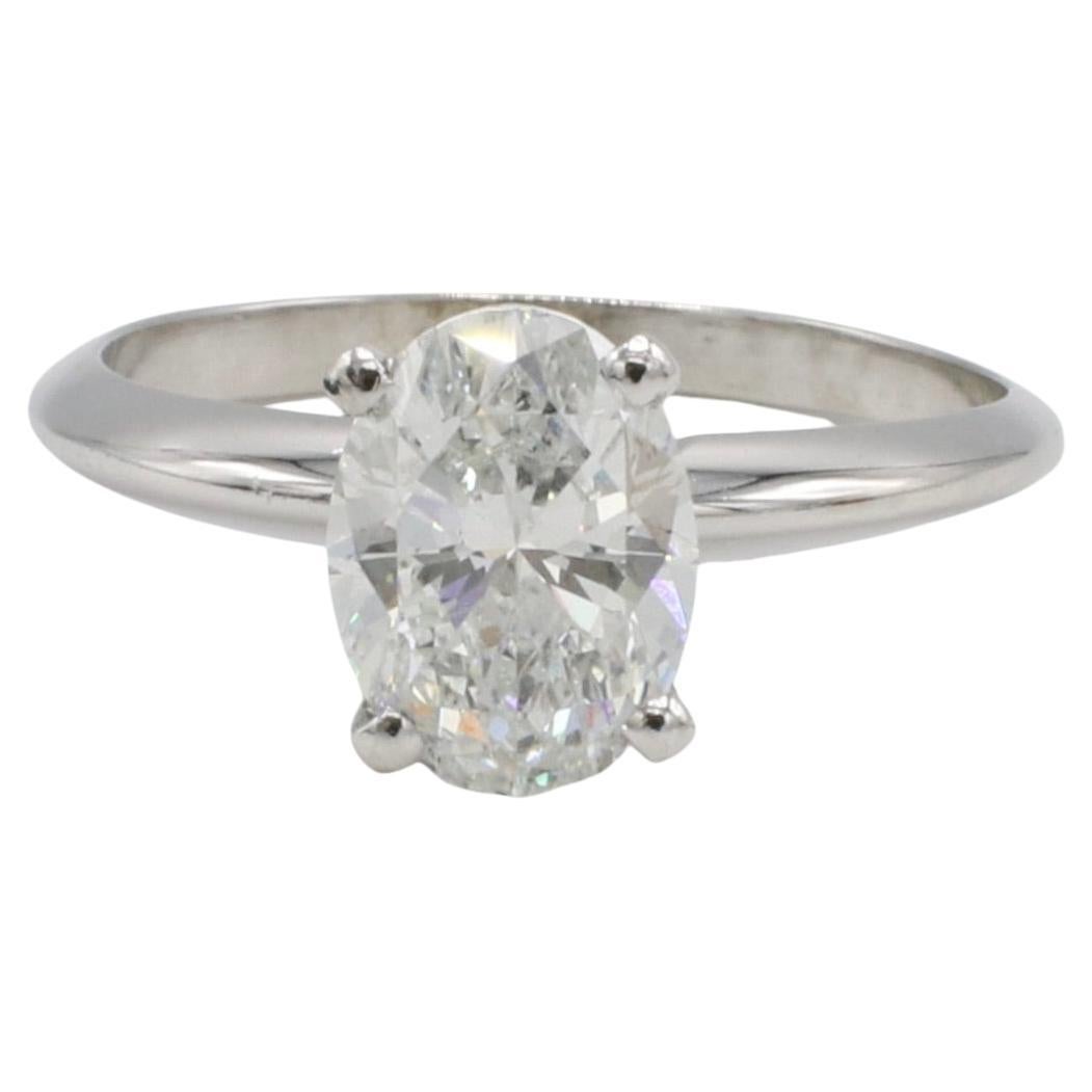 Anillo de compromiso solitario con diamante ovalado natural SI2 de 1,51 quilates certificado por GIA