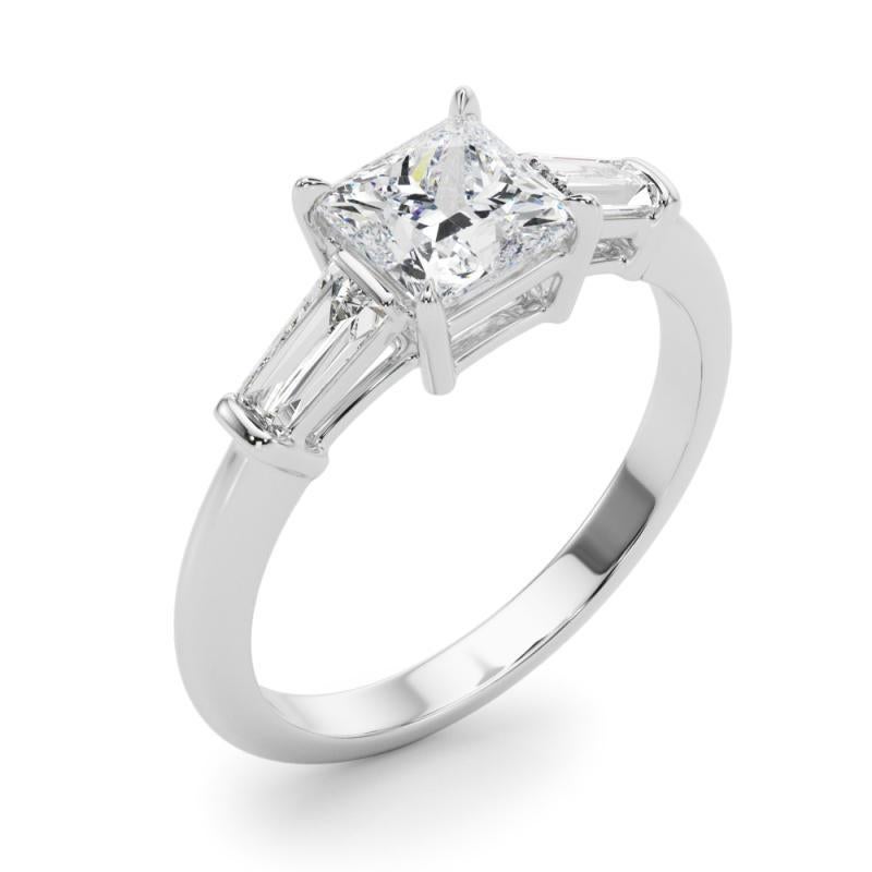 Donna Anello di diamanti in platino a tre pietre con diamante Princess e Baguette da 1,51 carati certificato dalla GIA in vendita