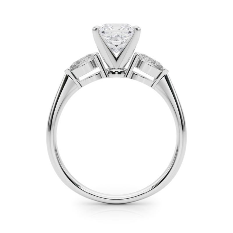 Anello con diamante a tre pietre Princess East-West certificato GIA da 1,51 carati In condizioni Nuovo in vendita a New York, NY