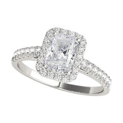 GIA Certified 1,51 Carat Radiant Halo Pave Anello con diamanti in oro bianco 18K GIA Certified 1,51 Carat Radiant Halo Pave Anello con diamanti in oro bianco 18K