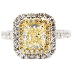 Bague en or blanc certifiée GIA:: 1::51 carat:: centre en forme de coussin:: double halo