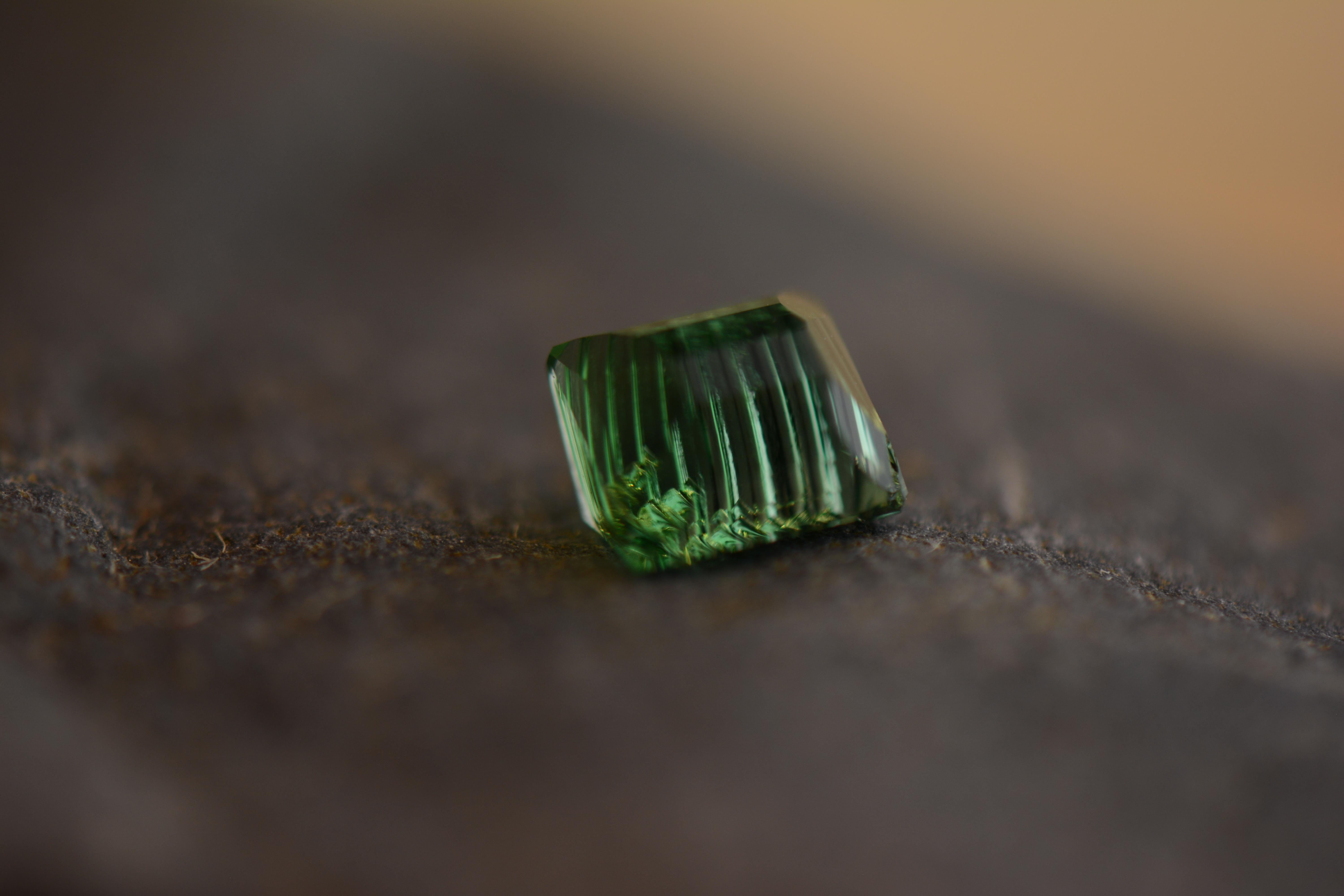 GIA Certified 1.52 Carat Brazilian Paraiba Tourmaline Green Fantasy/Glenn Leher For Sale 4