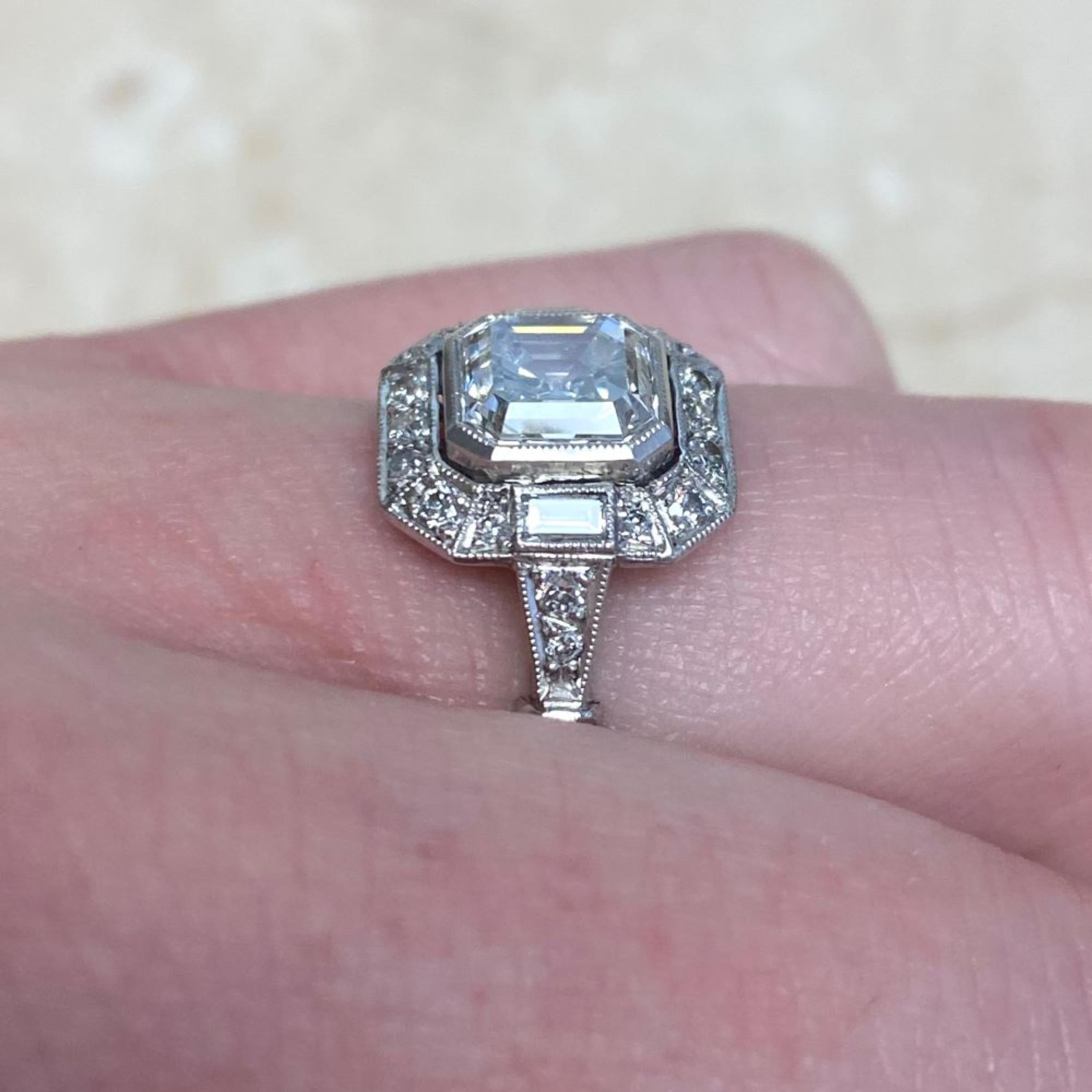 GIA zertifiziert 1,52 Karat VS1 Halo Diamant Verlobungsring in Platin & Gold

Ein GIA-Zertifikat ist auf Anfrage erhältlich.

Ein atemberaubender Ring mit einem IGI/GIA-zertifizierten 1,52-Karat-Naturdiamanten und Diamant-Akzenten, gefasst in Platin