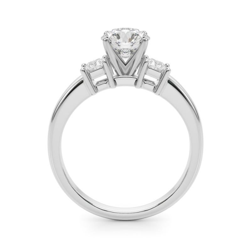 Taglio rotondo Anello di diamanti in platino a tre pietre con taglio rotondo e principessa da 1,52 carati certificato GIA in vendita