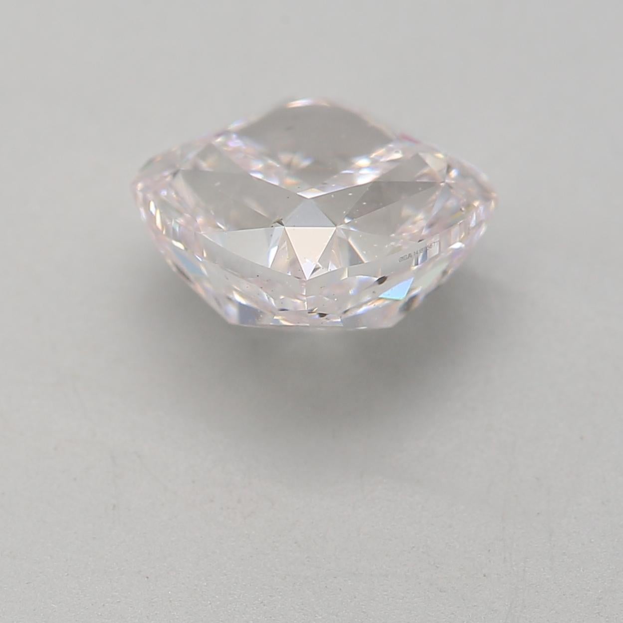 GIA Certified 1.52 Carat Very Light Pink SI2 Clarity Diamond In New Condition For Sale In บางรัก, TH