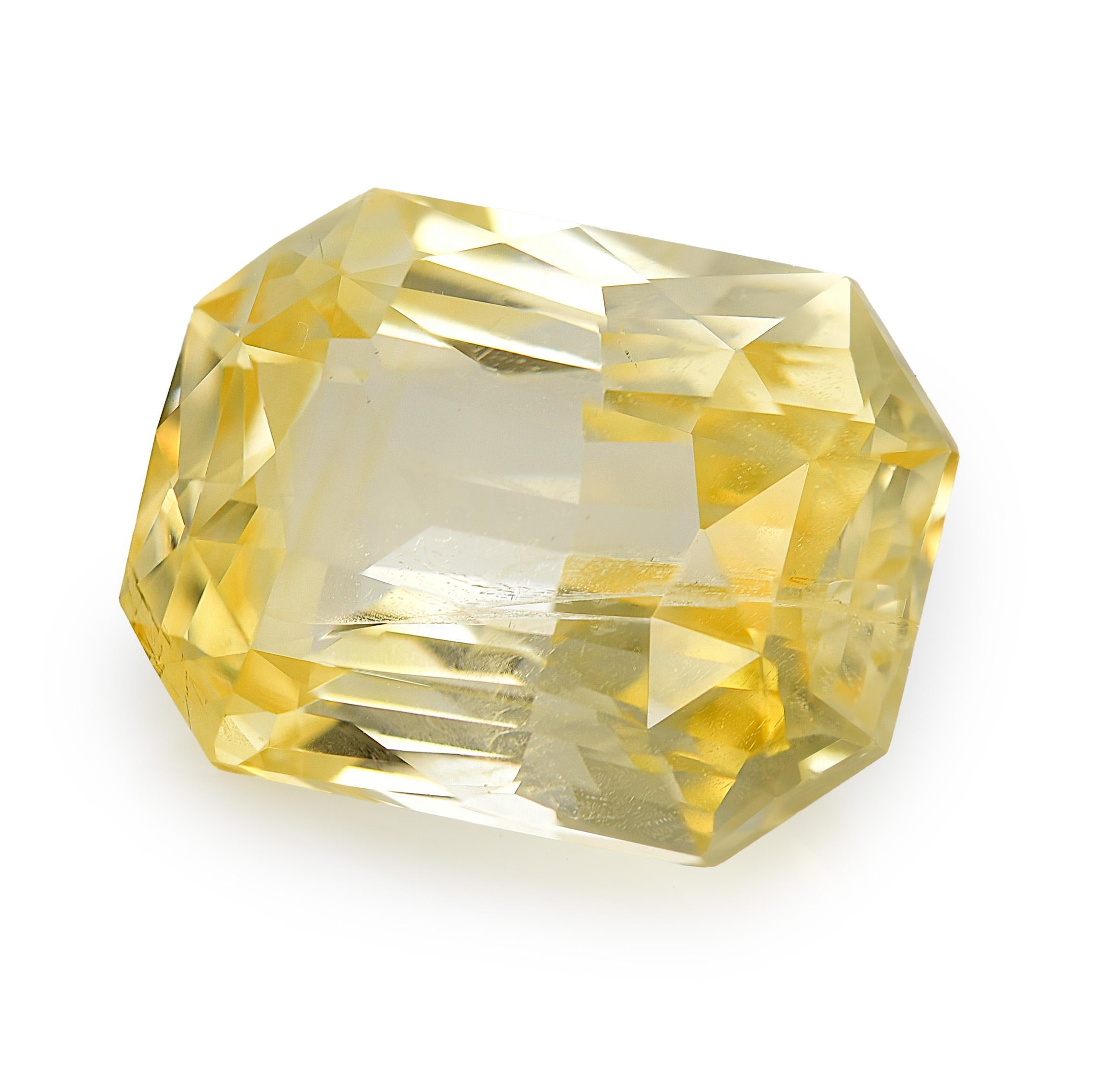 Brilliant Cut GIA Certified 15.25 Carats Unheated Yellow Sapphire For Sale