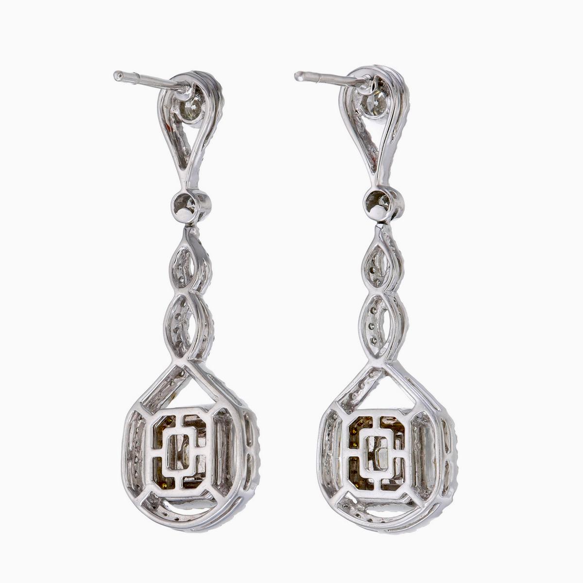 Boucles d'oreilles pendantes tressées en or, certifiées GIA, 1,53 carat de diamant jaune fantaisie en vente 3