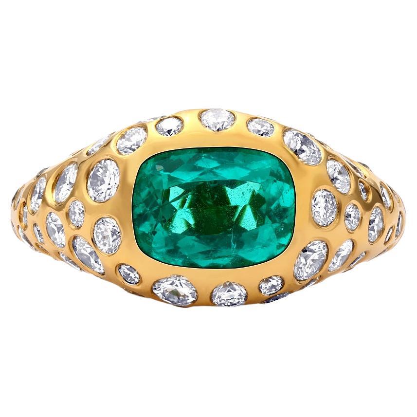 GIA Certified 1.53 Ct Cushion Cut Brazilian Paraiba Tourmaline Bombe Ring For Sale