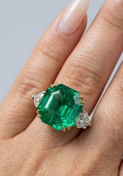 GIA Certified 15.31 Carat Colombian Emerald Heart Diamond Platinum Gold Ring