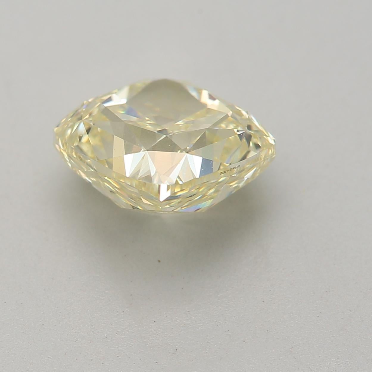Women's or Men's GIA Certified 1.54 Carat Fancy Light Yellow VS2 Clarity Diamond For Sale