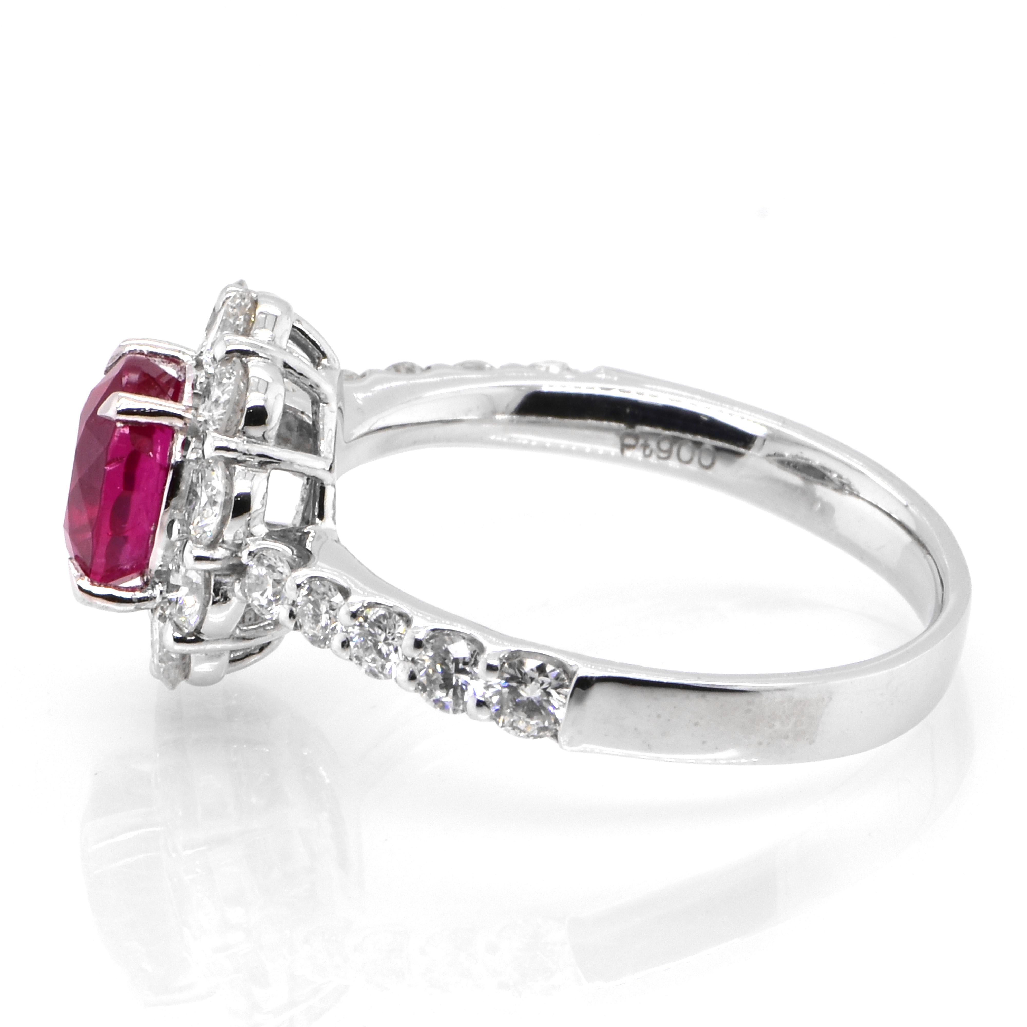 GIA Certified 1.54 Carat Untreated (No Heat) Ruby & Diamond Ring Set in Platinum In New Condition For Sale In Tokyo, JP