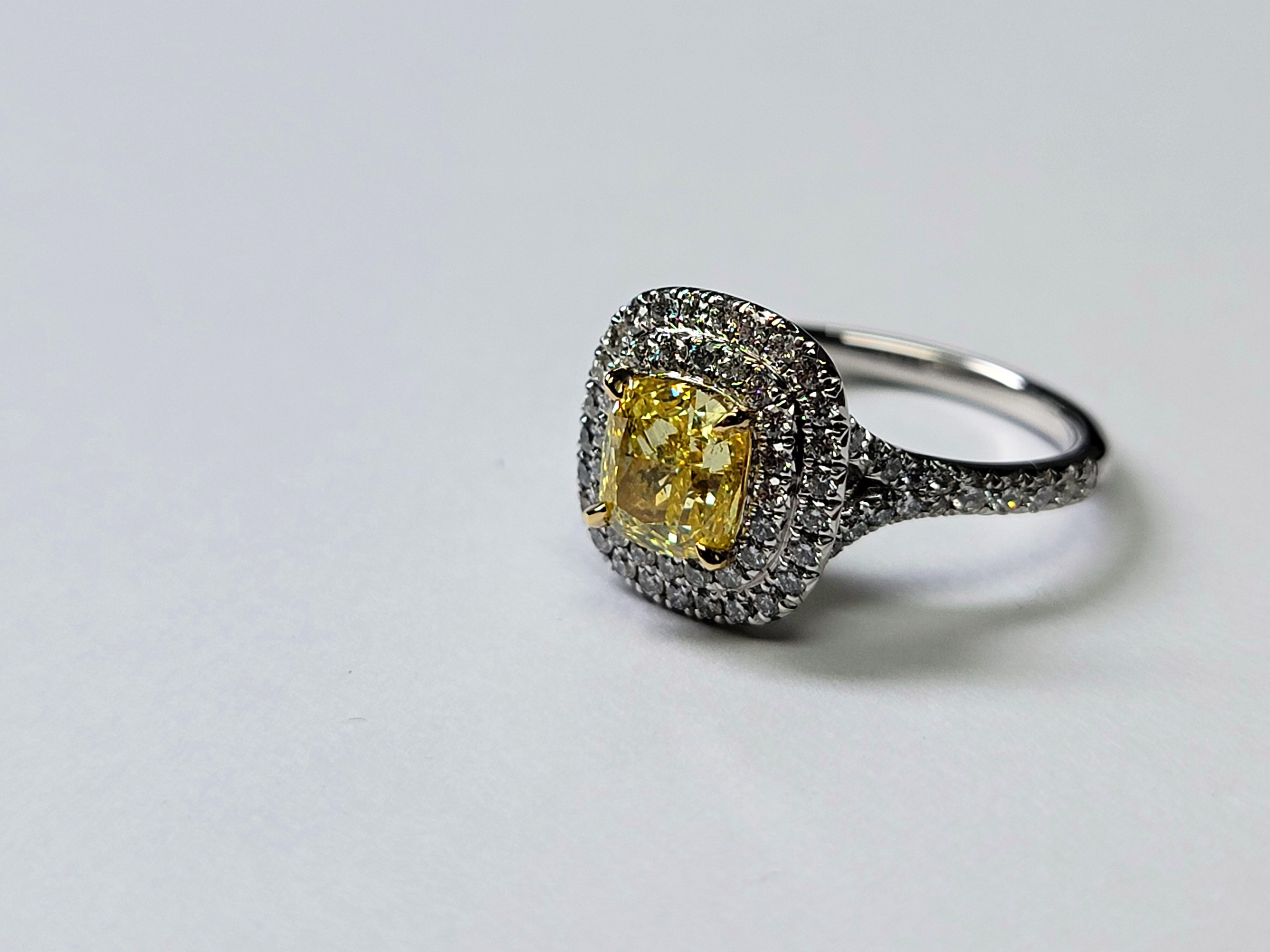 GIA Certified 1.54 cts Fancy Yellow Cushion Diamond Ring Halo Ring 18k WH Gold In New Condition For Sale In Kowloon, HK