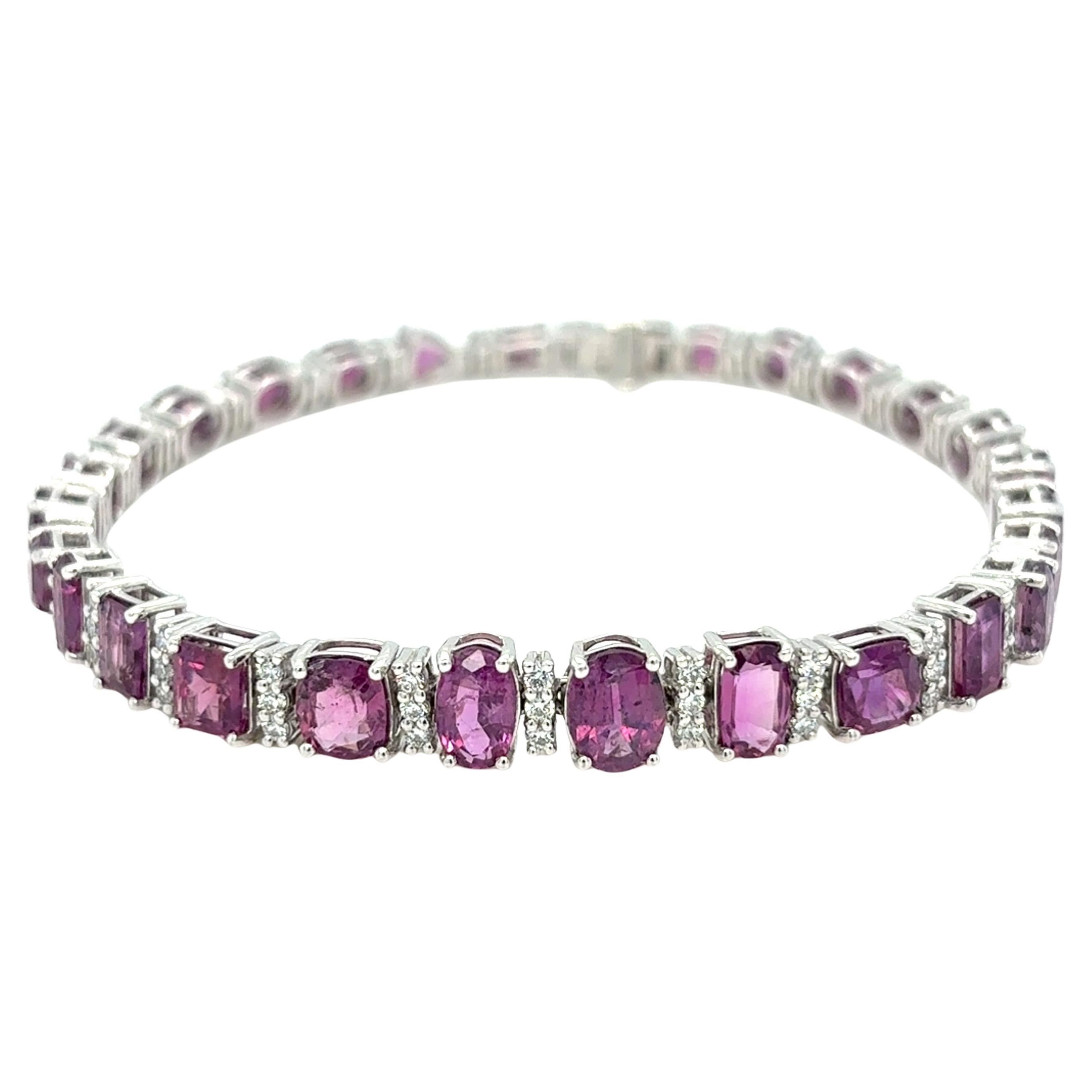 GIA Certified 15.45 Carat Unheated Kashmir Sapphire Diamond Platinum Bracelet