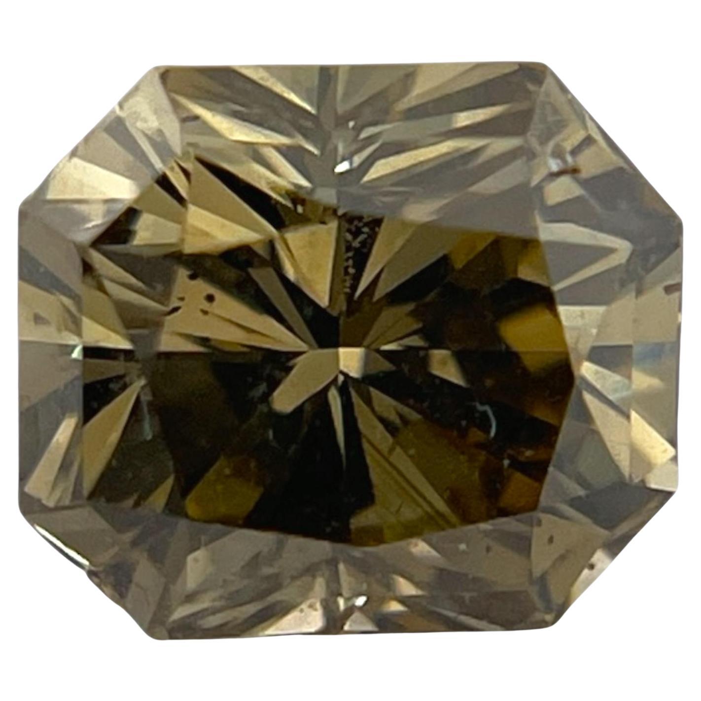 GIA Certificato 1,55 Carati Fancy Marrone Scuro Giallastro Vs2 Rettangolare in vendita