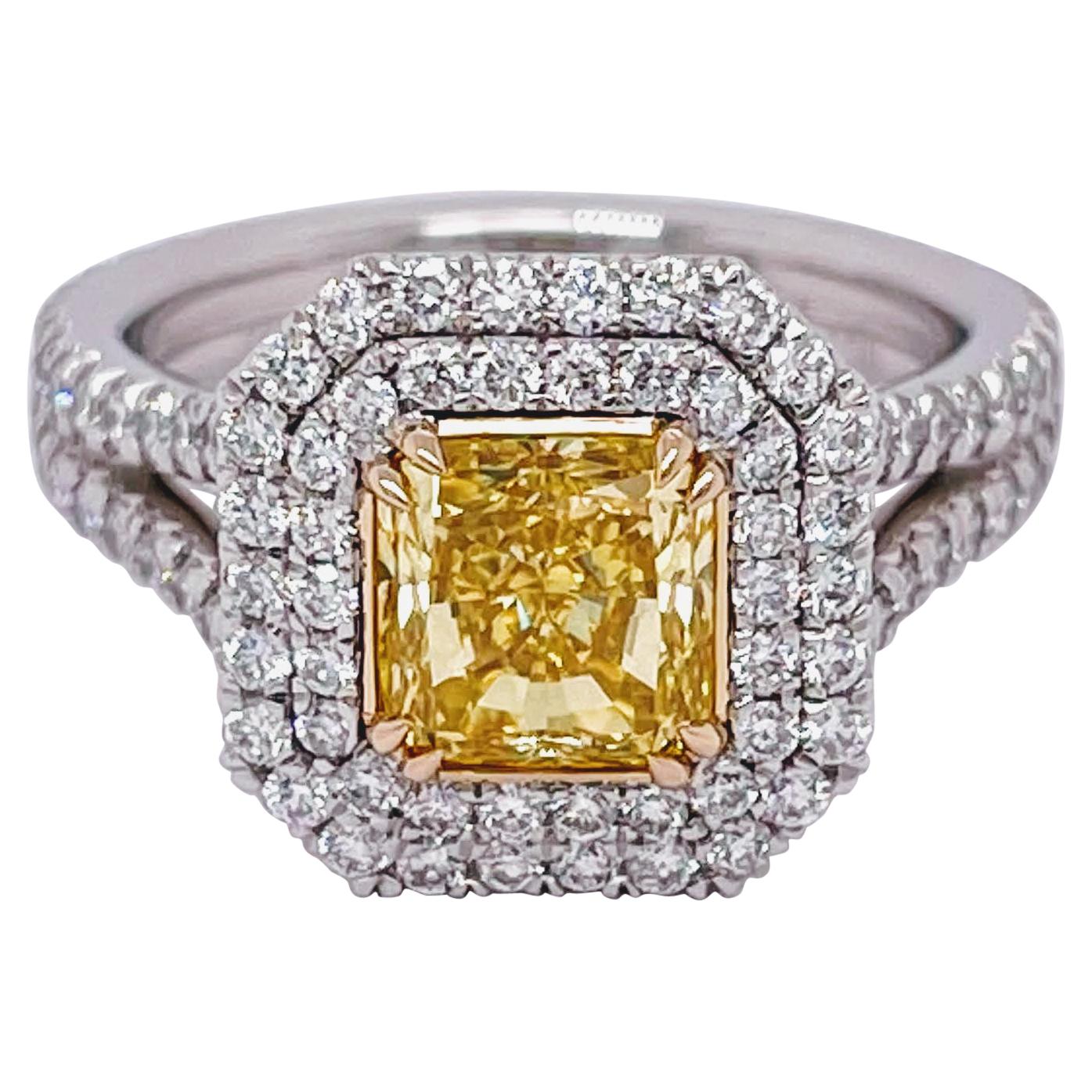 GIA Certified 1.55 Fancy Vivid Yellow Diamond Engagement Ring For Sale