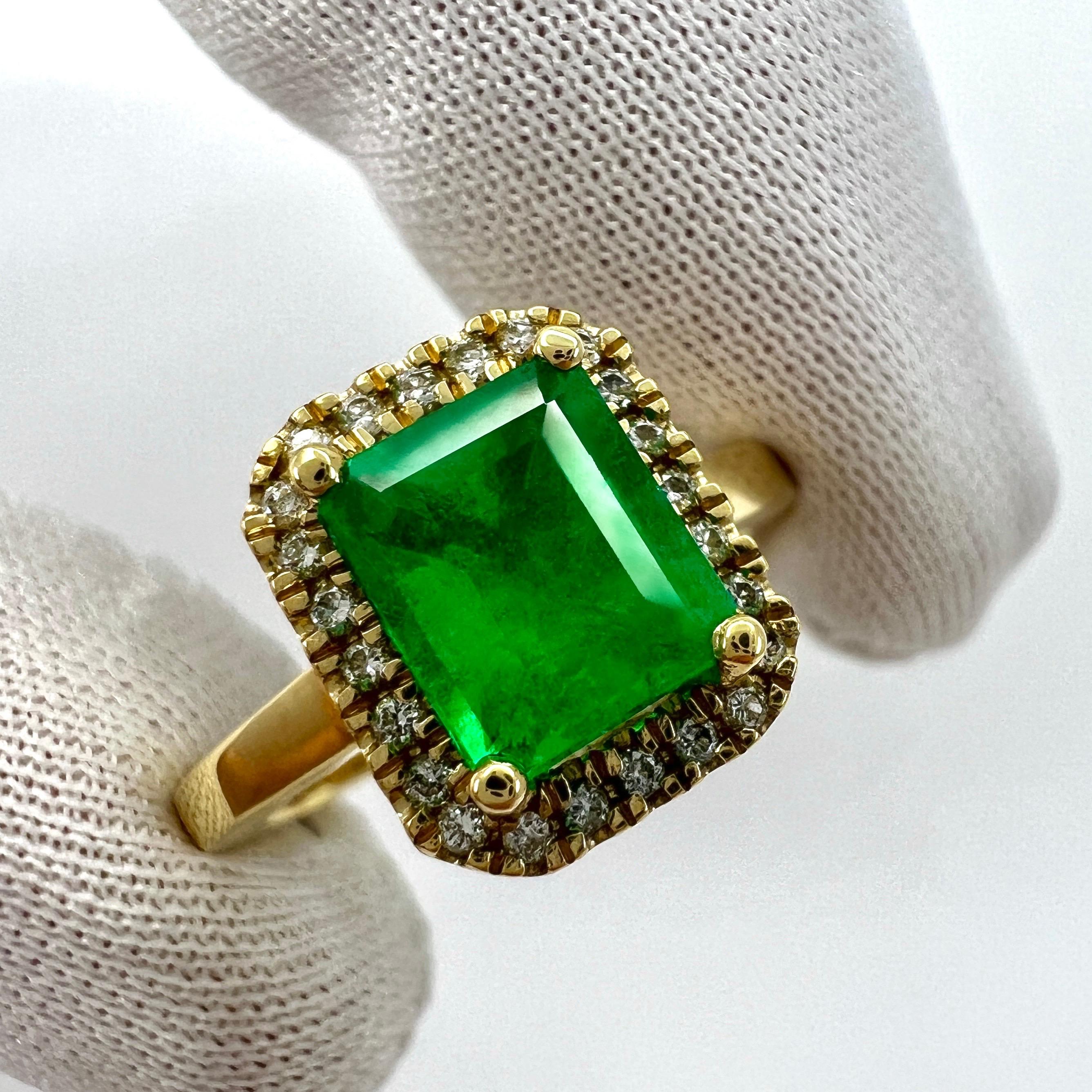 GIA Certified 1.55ct Colombian Emerald Diamond 18k Yellow Gold Cluster Halo Ring For Sale 2