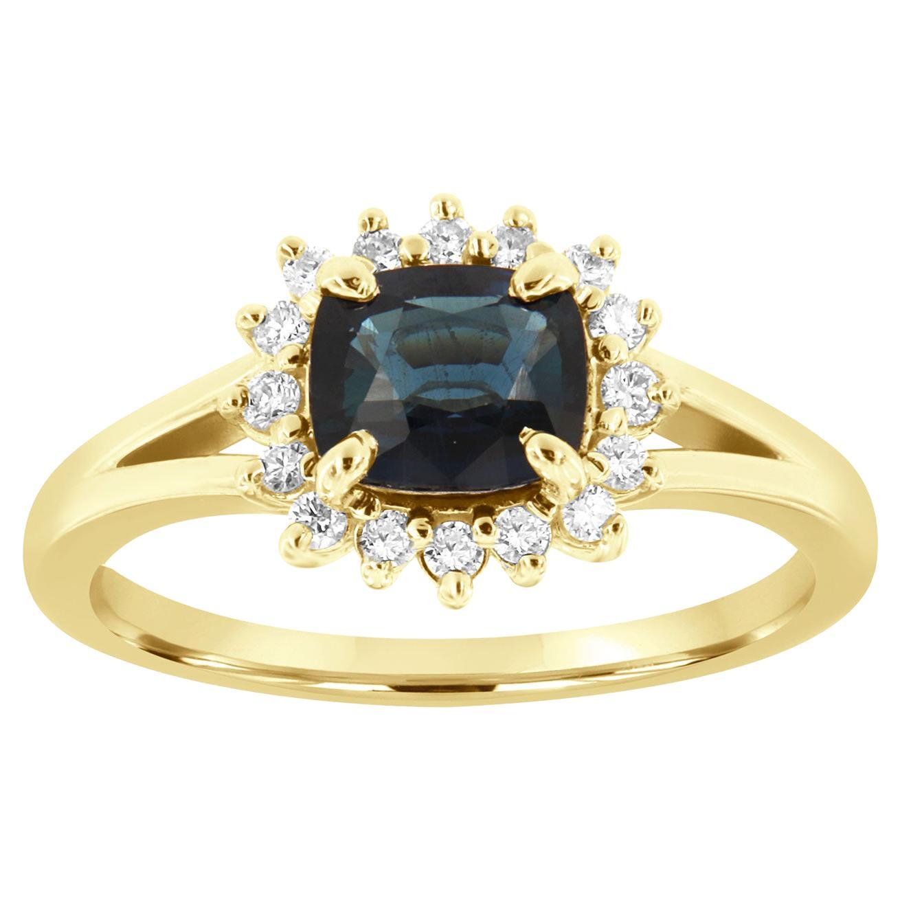 Bague en or jaune 14 carats avec halo de diamants et saphir bleu coussin de 1,57 carat certifié par le GIA en vente