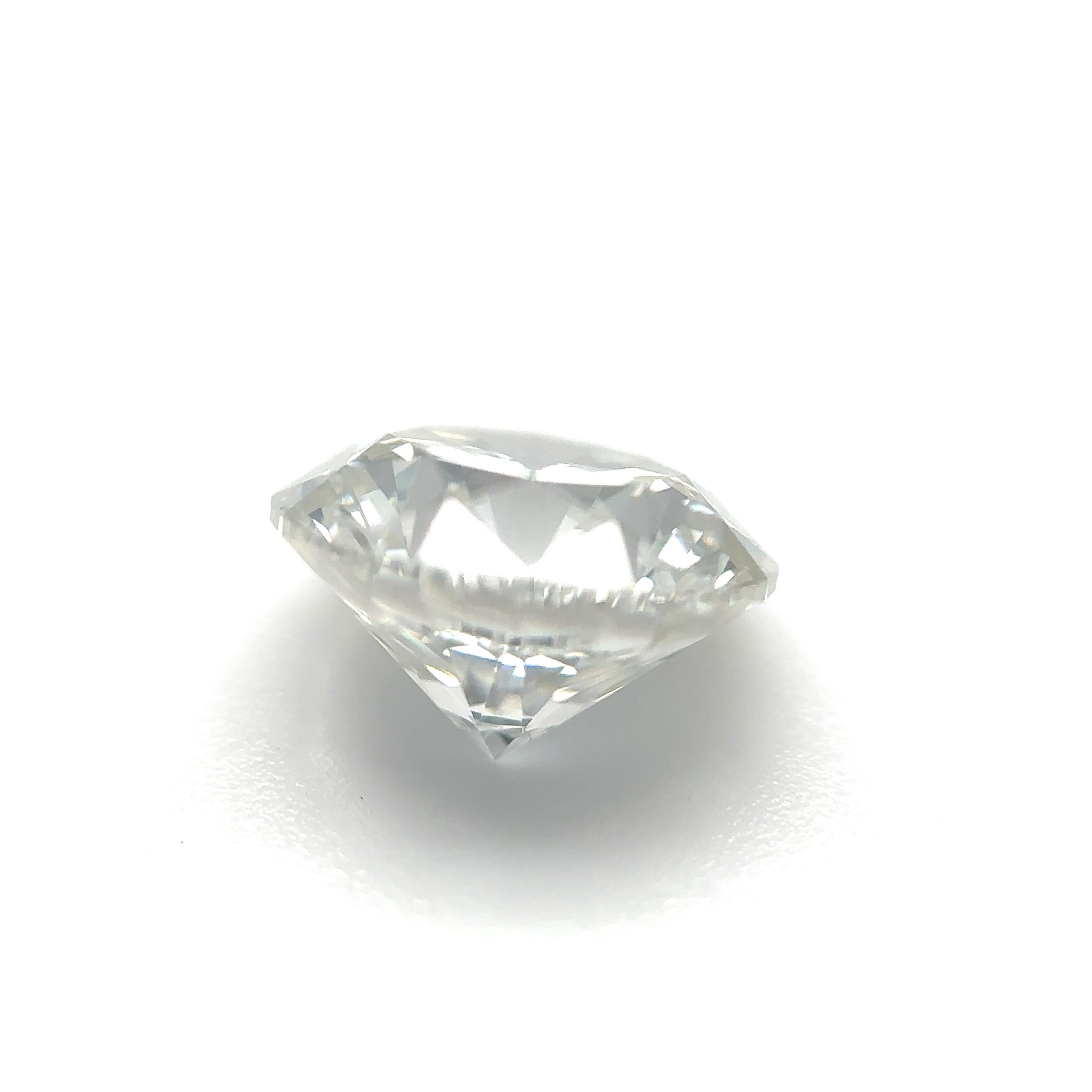 Round Cut GIA Certified 1.57 Carat Round Brilliant Natural Diamond (Engagement Rings) For Sale