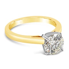 GIA Certified 1.57 Carats Round Brilliant Cut Diamond Solitaire Engagement Ring