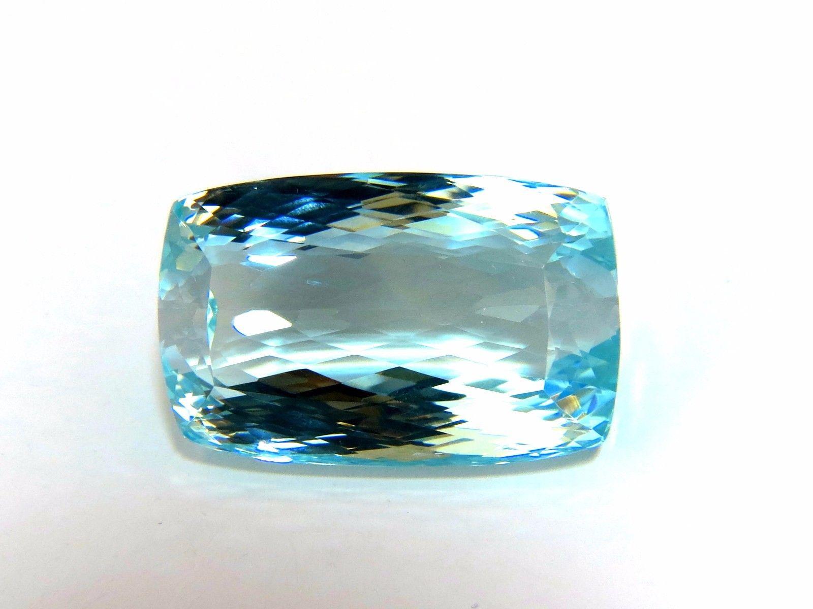 GIA Certified 157.55 Carat Natural Aqua Blue Cushion Cut Aquamarine Magnificent In New Condition For Sale In New York, NY