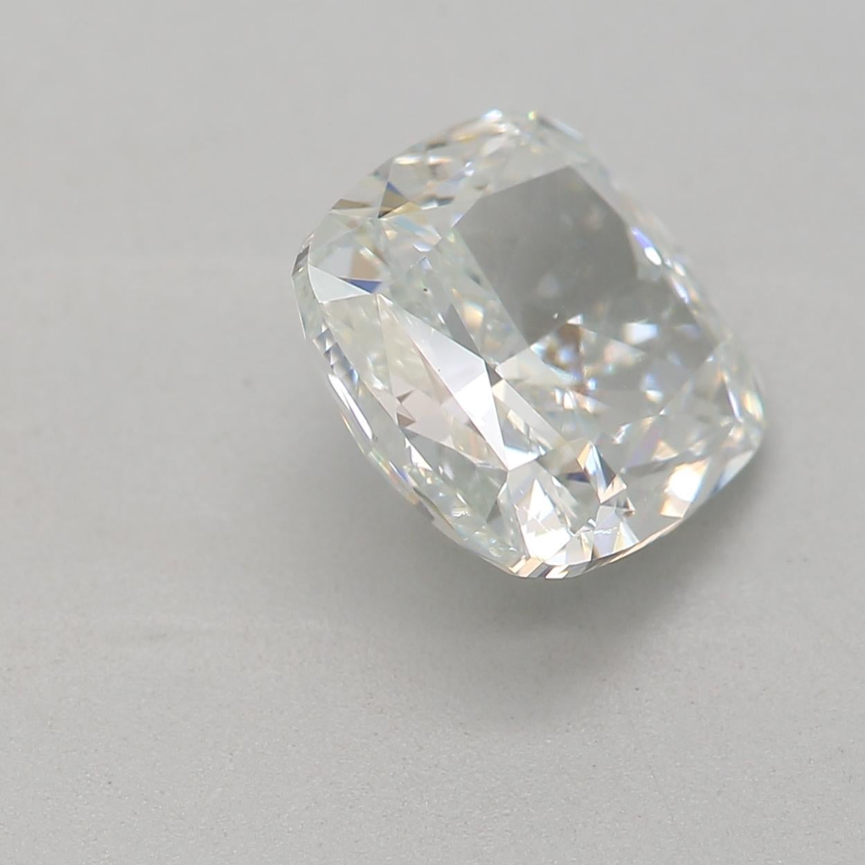 da uomo o donna Diamante certificato GIA da 1,58 carati di colore verde tenue con purezza VS2 in vendita